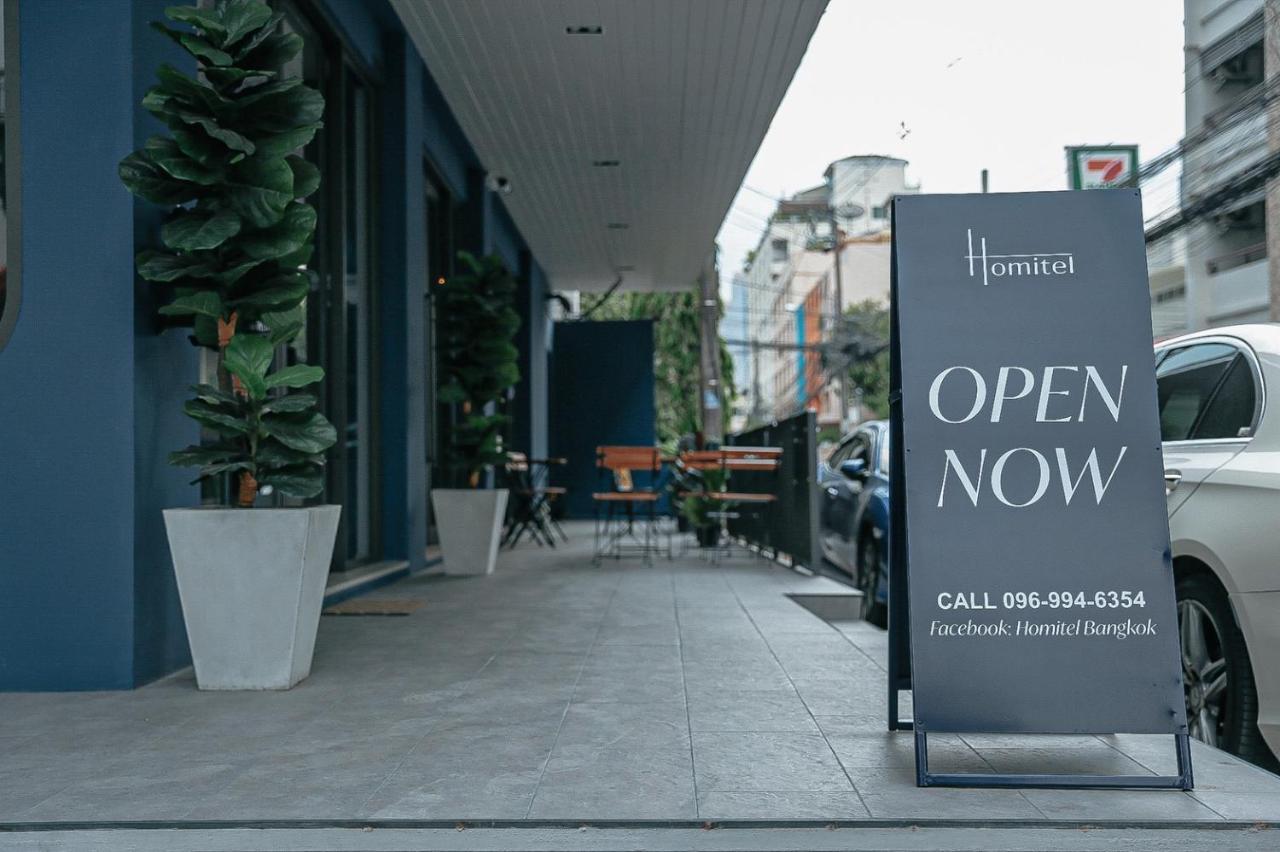 Homitel Bangkok Hotel Exterior foto